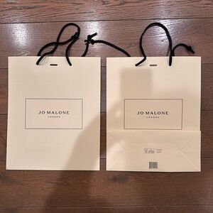Jo Malone Cream/light egg color gift Bag.